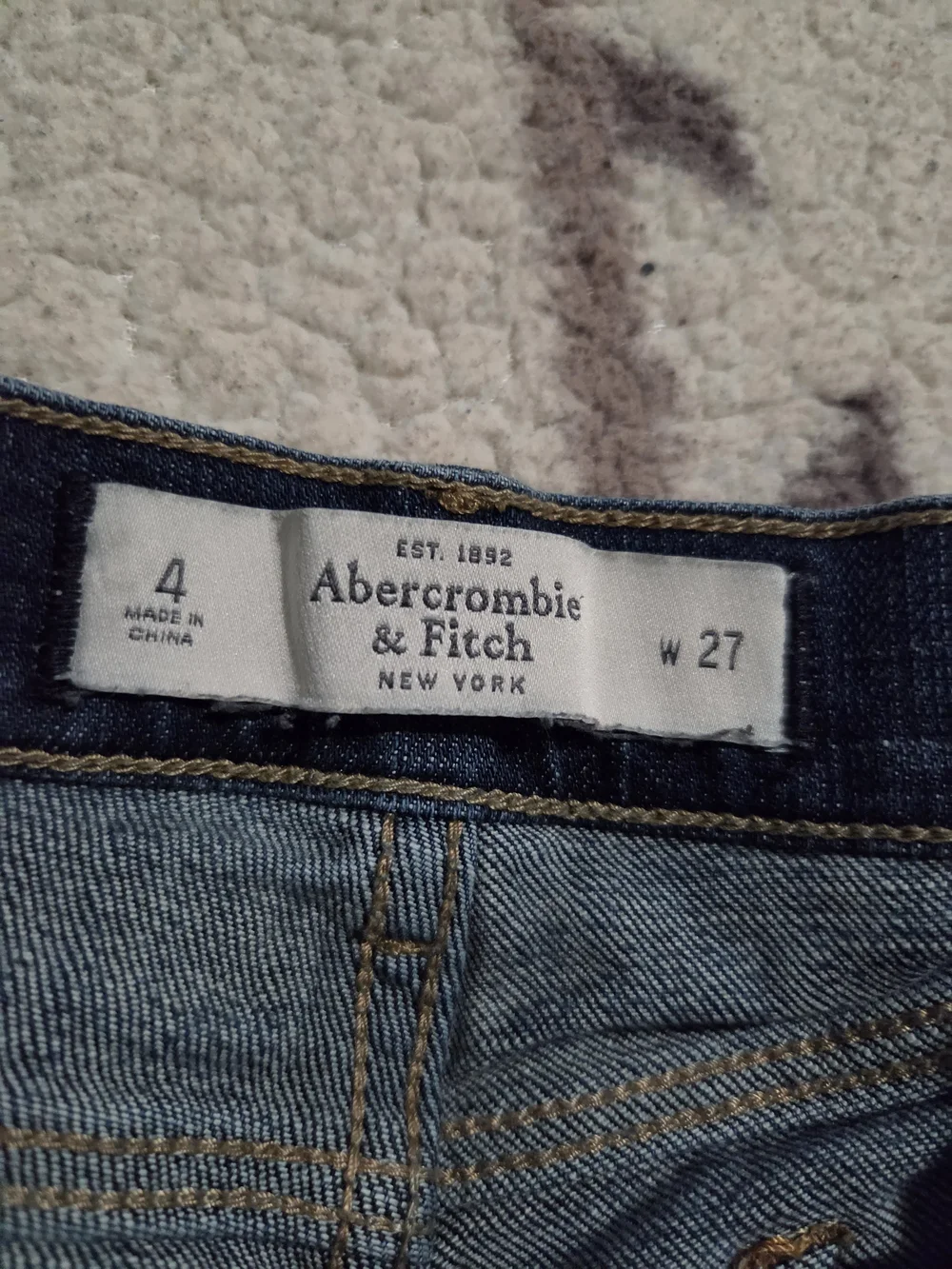 Abercrombie & Fitch Distressed Stretch Cuffed Denim Shorts Y2K